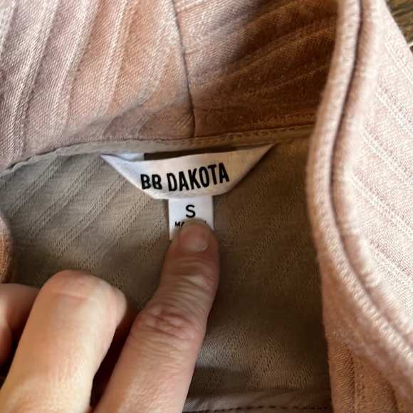 BB Dakota pink Moto Jacket- EUC - Picture 3 of 8